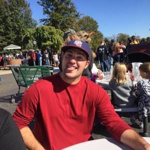 Meet your Posher, Devon